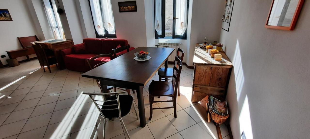 Residenza Antica Corte Villa Picta Buglio in Monte Exteriör bild