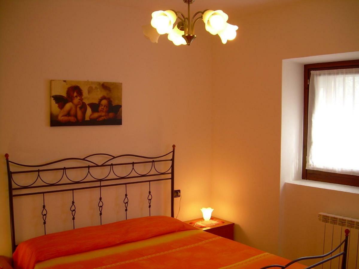 Residenza Antica Corte Villa Picta Buglio in Monte Exteriör bild